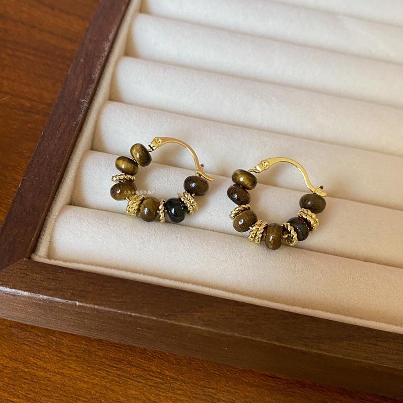 Women's Leopard Print Round Flocked Hoops: Unique Autumn/Winter European Statement Earrings for a Smaller Face Look