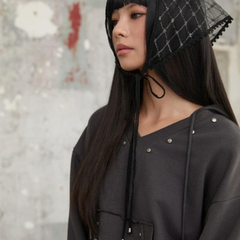 

EGOIST [BLUE LABEL] Decorative Point Lace Triangle Scarf ER3OAM01 BLACK FF