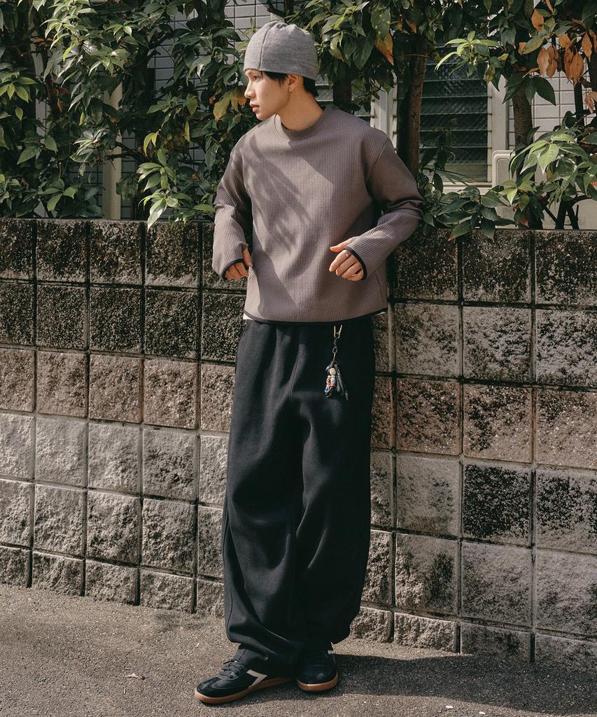 XERO Curved Line Over Sweatpants [Black]