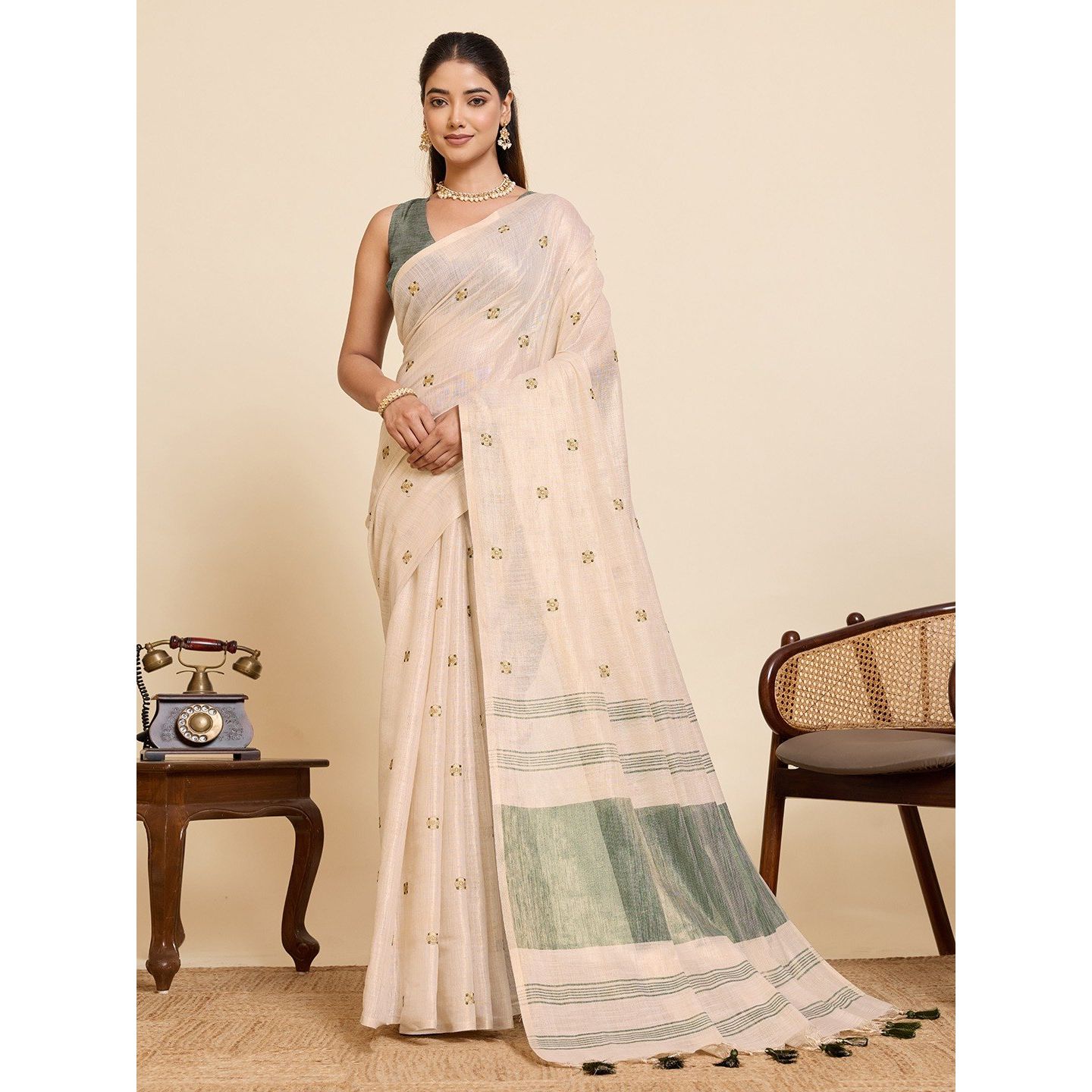 Designer Desire Collection – Premium Linen Silk Embroidered Saree
