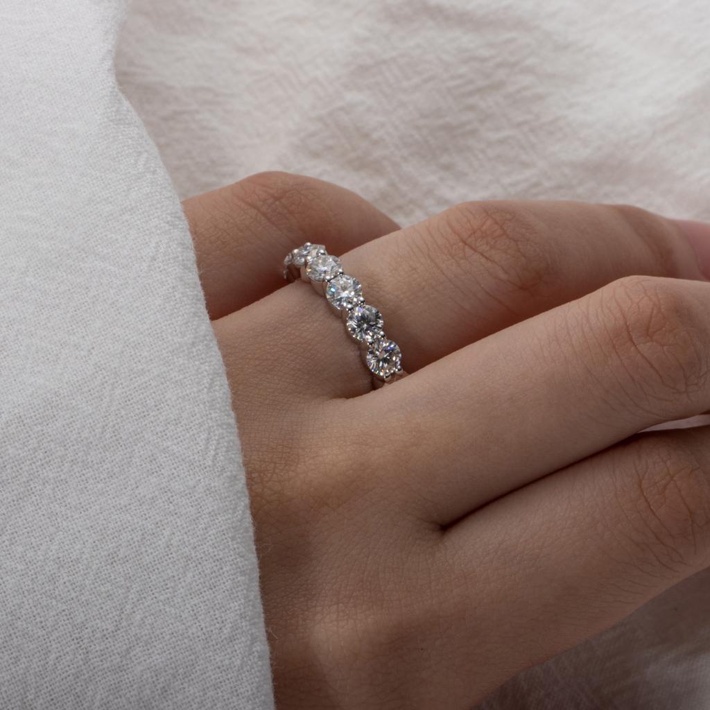 AnuJewel 4mm 5cttw D Moissanite Wedding Band Ring 925 Silver Eternity Band Rings For Women Jewelry