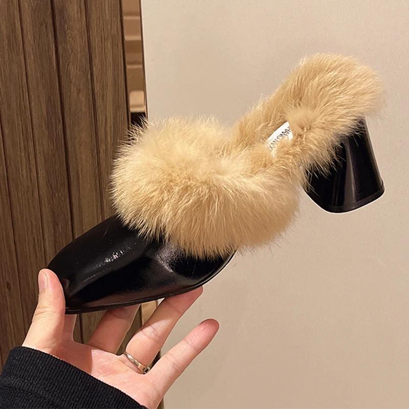 

Меховые женские тапочки из хлопка на высоком каблуке, модные новые элегантные туфли на толстой подошве 2025 года, трендовые зимние шлепанцы для вечеринок, туфли-лодочки, плюшевые зимние ботинки 43 чёрный
