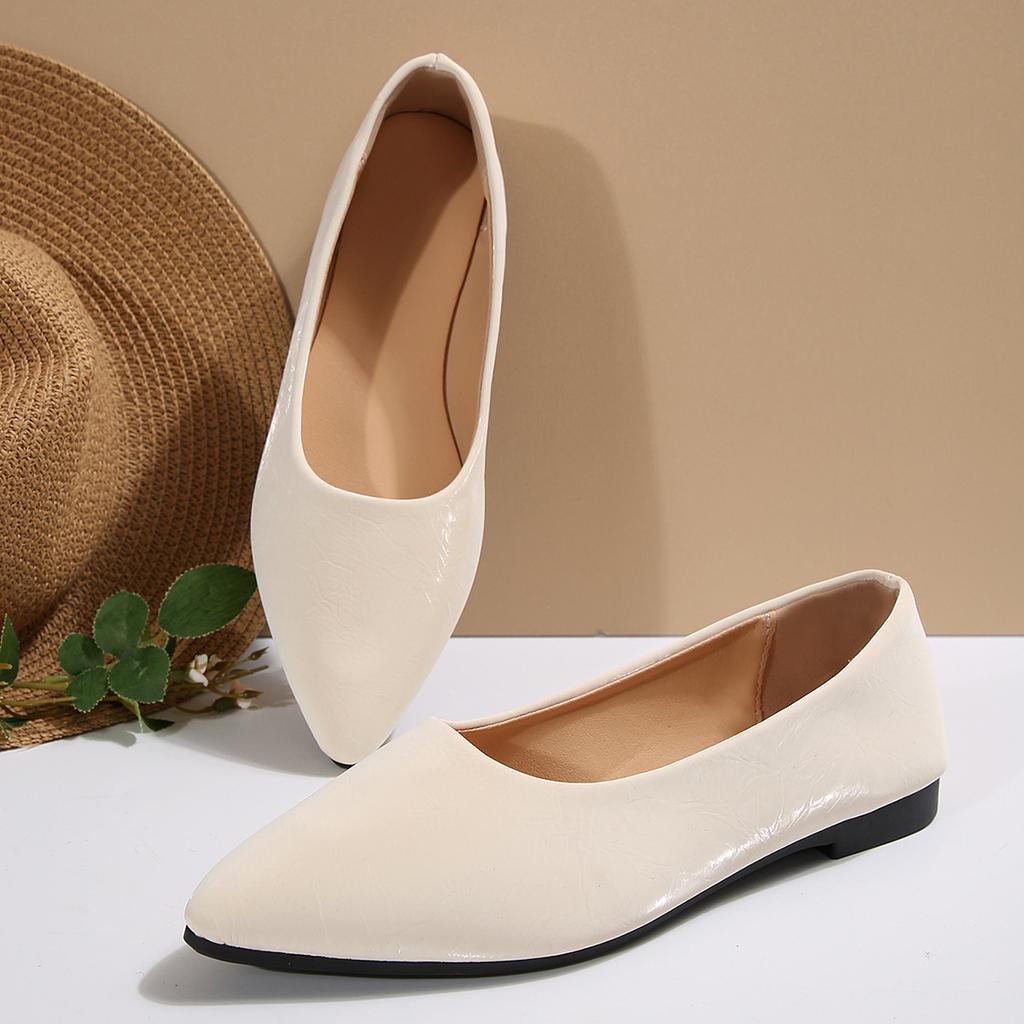 2024 Nové dámské lehké ploché boty s špičatou špičkou, v bonbónových barvách, dámské nazouvací venkovní pohodlné baleríny pro ženy