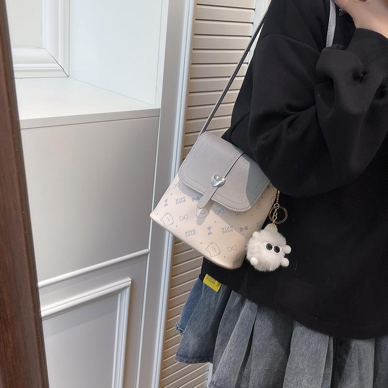 This Year, the Popular Mini Messenger Small Bag 2025 New Lightweight and Cute Printed Shoulder Bag Large-capacity Mobile Phone Bag