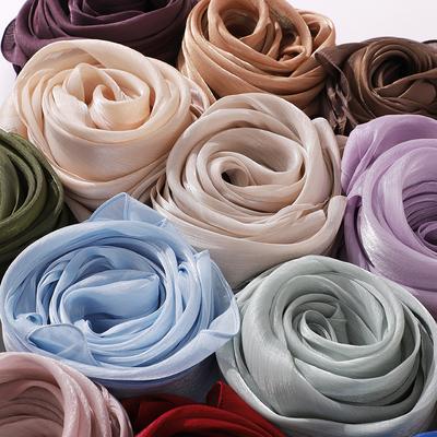 Kvėpuojantis ir kietas Island Satin Smooth Crepe ilgas šalikas Ryškus šilko šalikas galvos šalikas