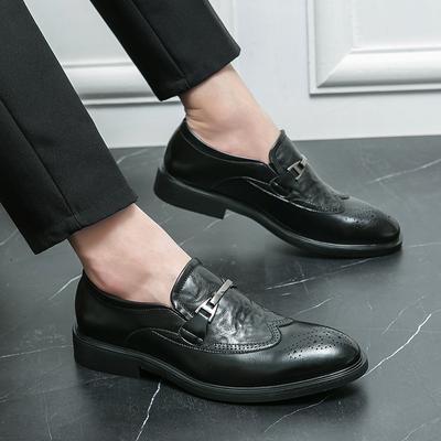 ModaHomem mocassins slip on Casual Tendência Mocassins Sapatos de Couro Fivela de Metal Moda Estilo Europeu Preto Castanho brogue Sapatos Masculinos