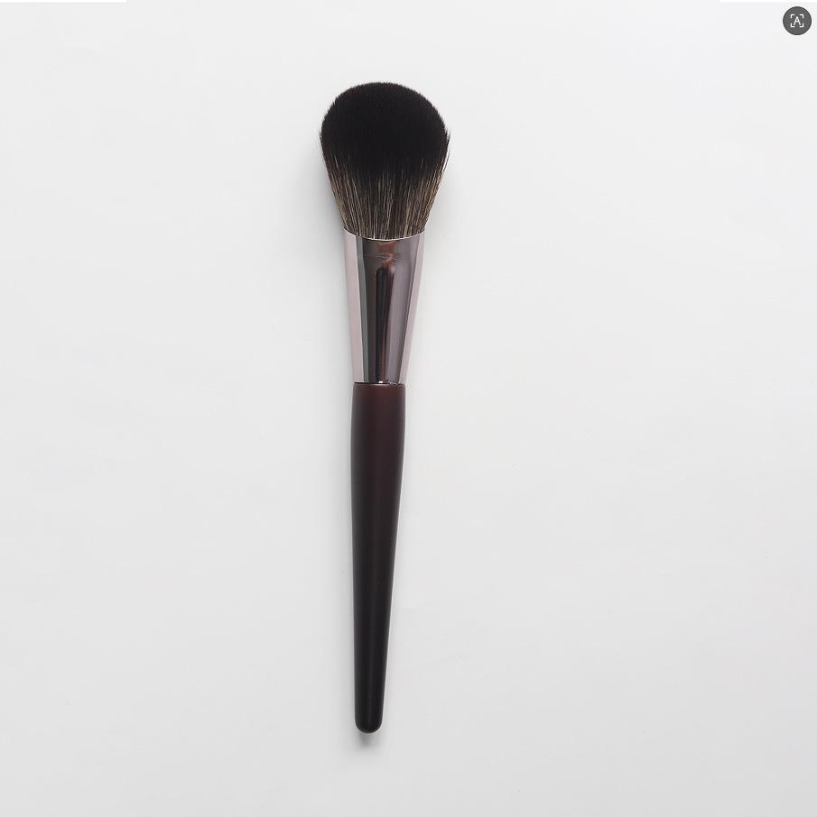 High-End Rosewood Peach Heart Blush & Eyeshadow Brush with Synthetic Bristles