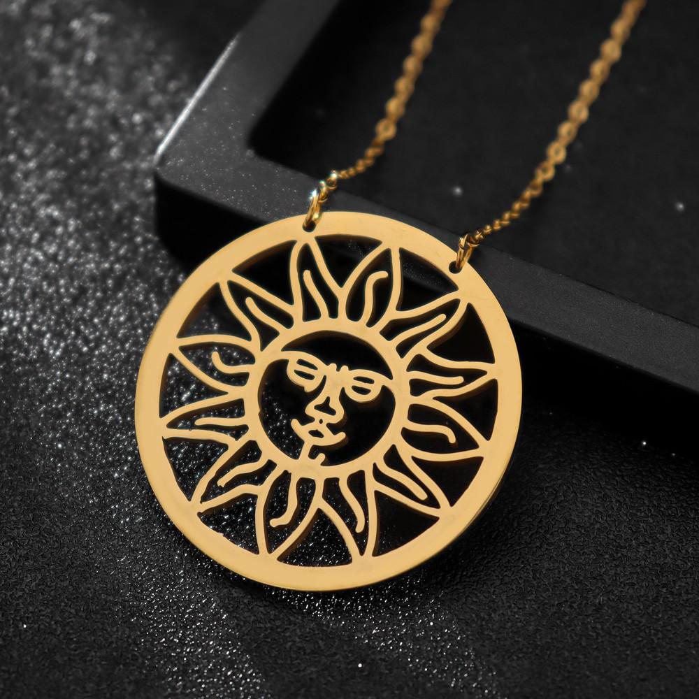 Smiling Sunflower Pendant Necklace Bohemian Style Necklace Jewelry