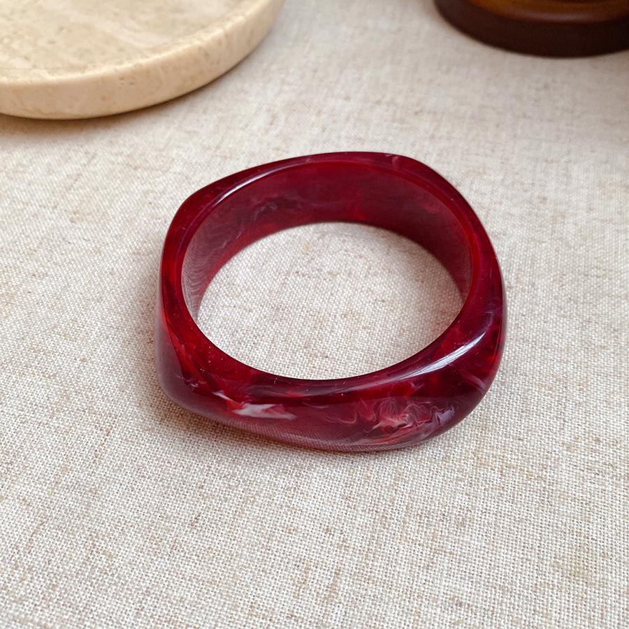 Gold-Plated Geometric Open Bangle – Korean-Style, Luxury Retro Bracelet with Unique Design for Women