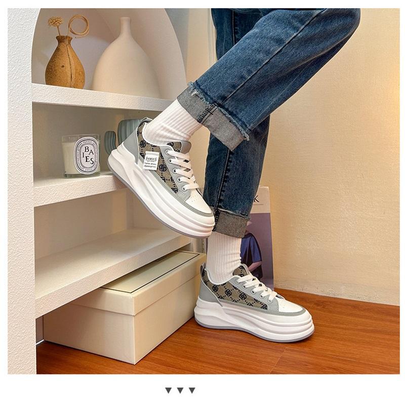 Women's Shoes Fashionable Casual Breathable Thick Soled Sports Shoes Board Shoes