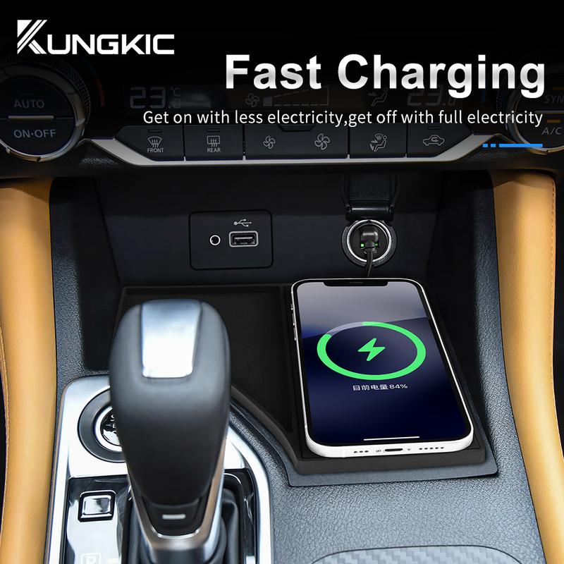 For Nissan Sylphy/Sentra     2024 2025 Wireless Phone Charging Pad Silicone Charger 15W Adapter for iphone
