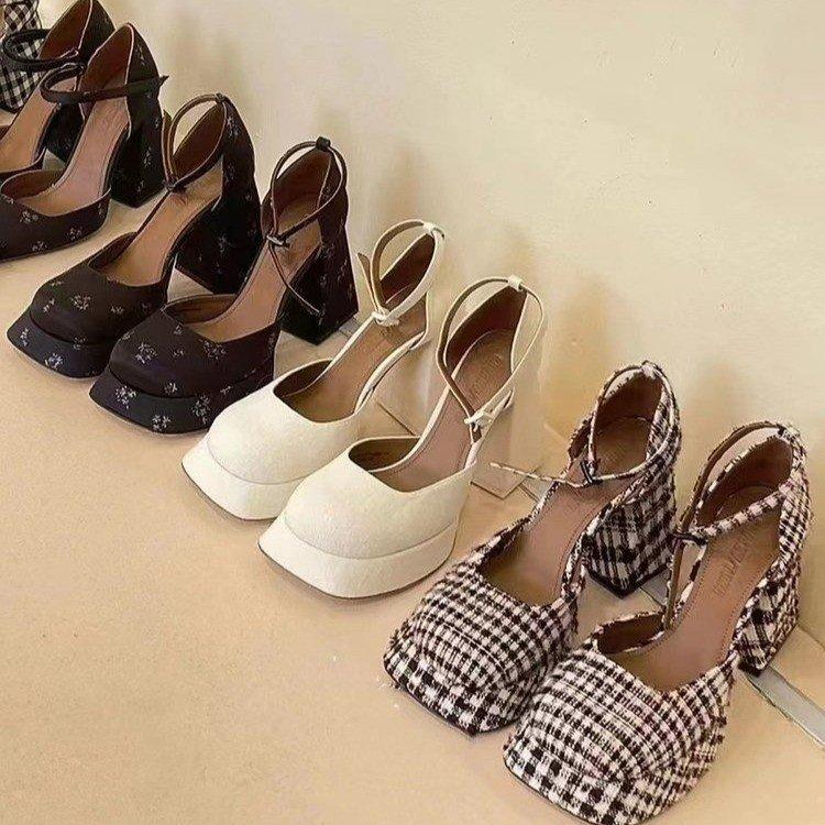 The Same Retro Mary Jane Shoes Waterproof Table Thick Heel Non-slip Black High Heels Women's Spring and Summer 2025 New Models