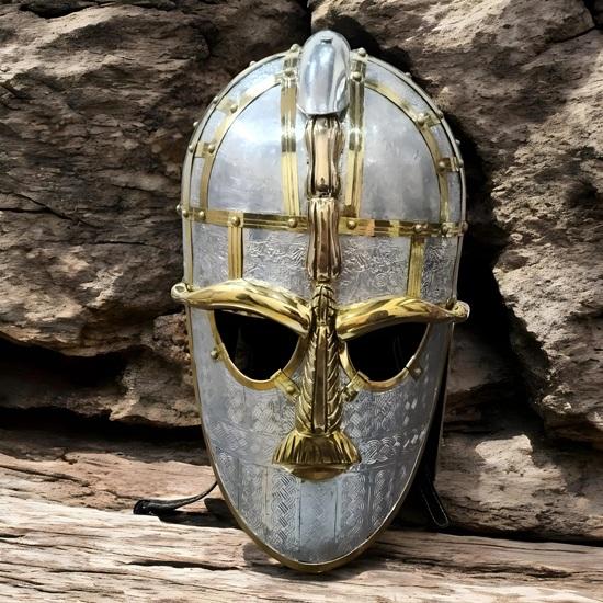 Wikingerhelm im Sutton Hoo Stil Mittelalterlicher Angelsächsischer Helm Handgefertigt Messing Stahl Krieger Geschenk