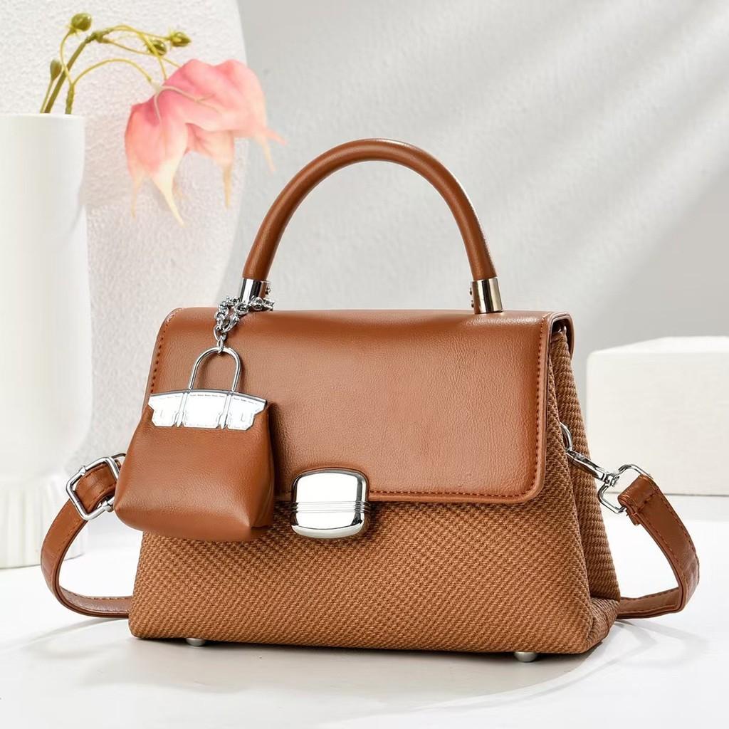 Pu Small Square Bag For Women With Inner Zipper Pouch For Daily Use