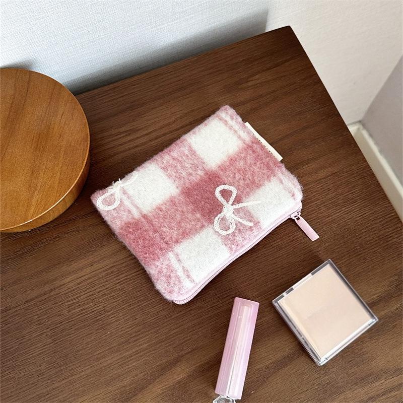 

Valentine s Day New Year Sweet Plaid Makeup Bag Tweed Bow Organizer Large Capacity Toiletries Bag Portable Hand Carry Pouch