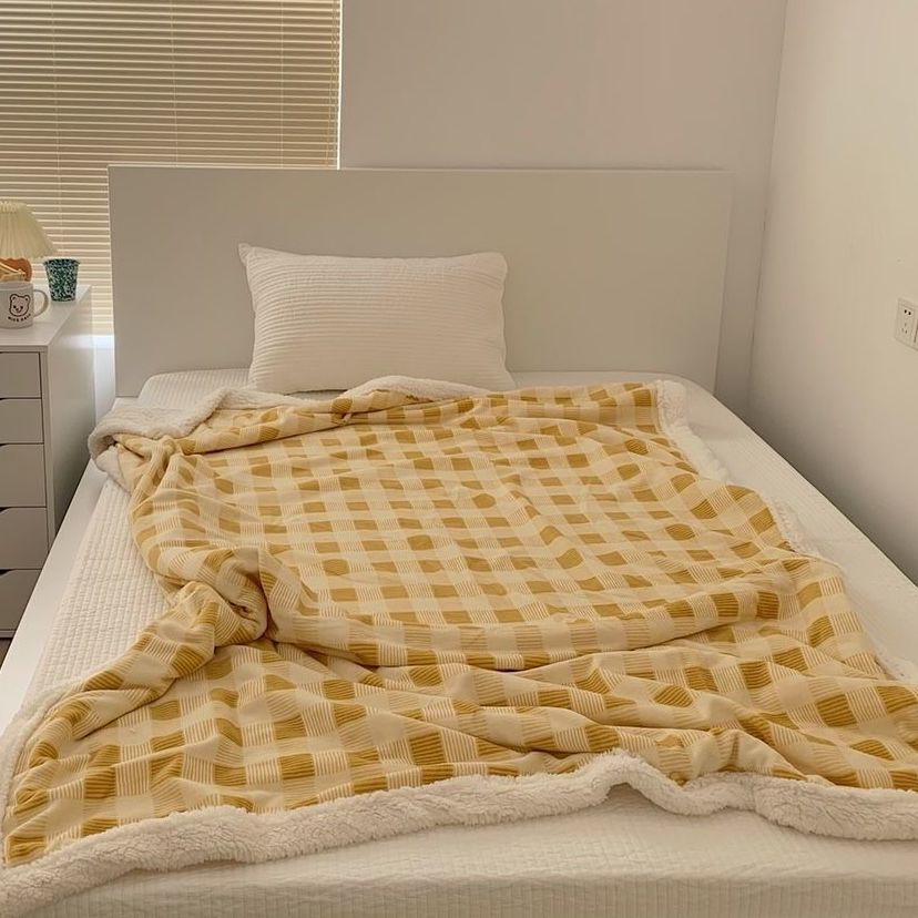 

Утолщенное одеяло из шерпы и плед - Студенческое досуговое и офисное одеяло для сна зимой 150x200cm