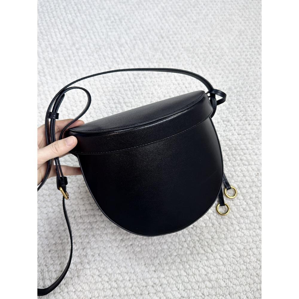 2025 New niche design first layer matte suede semi-round saddle bag fashion high-end single shoulder messenger women's bag
