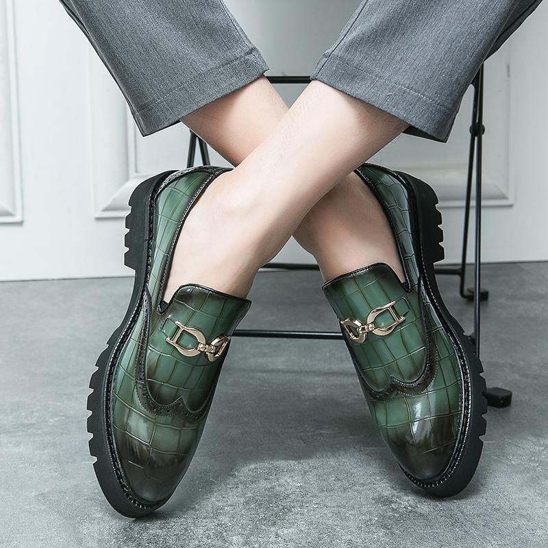 Designer Metal Buckle Loafers Mens Business Dress Fashion Casual Leather Pointed-Toe Thick Soled Shoes Versatile Loafers Slip-On