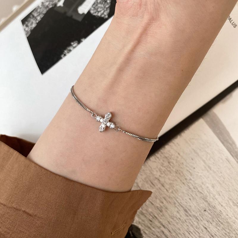 Simple Zircon Cross Pendant Bracelet for Women Exquisite Vintage Double-Layer Bracelet Casual Hiphop Punk Versatile Jewelry Gift серебряный