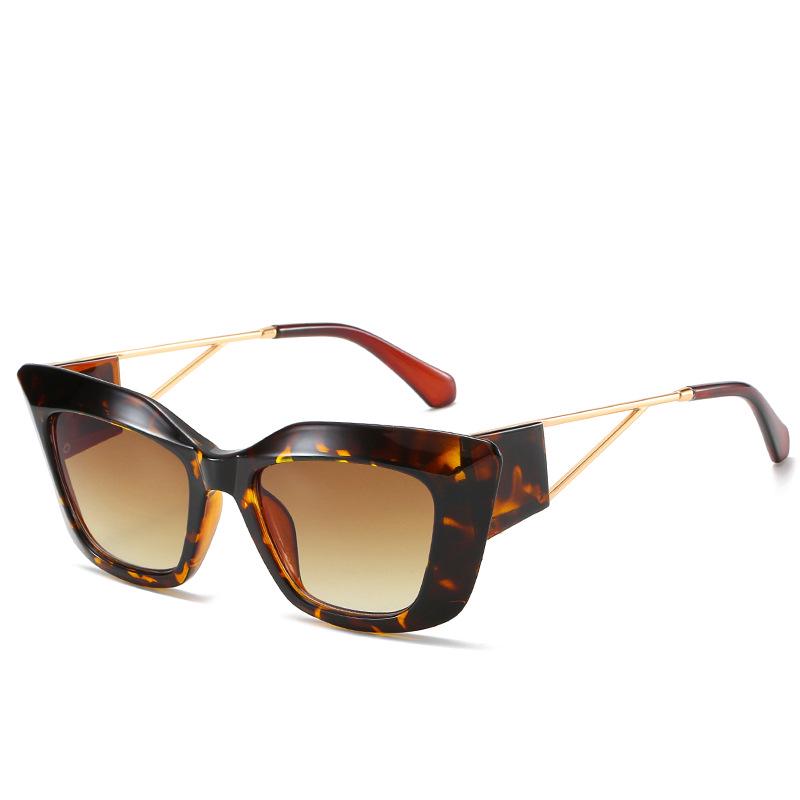 

JYL TS Sunglasses ST Cat Eye Milan Show Women/1924 B-6810 темно-коричневого кольору