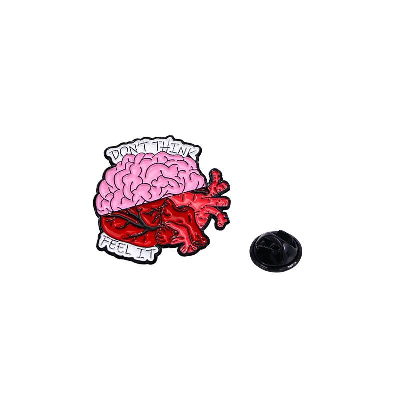 

4 Styles Punk Brain And Heart Combo With Knife Enamel Brooches Stop Thinking /Feel It /Open Your Mind Letter Design Lapel Pins