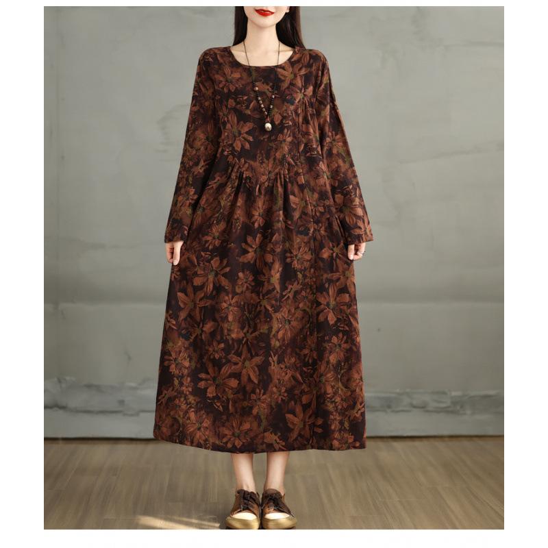 

Настоящая осенняя новинка ретро свободного большого размера с лоскутным хлопком и льном с принтом, платье с круглым вырезом и длинным рукавом, женское длинное платье 2XL темно-коричневого