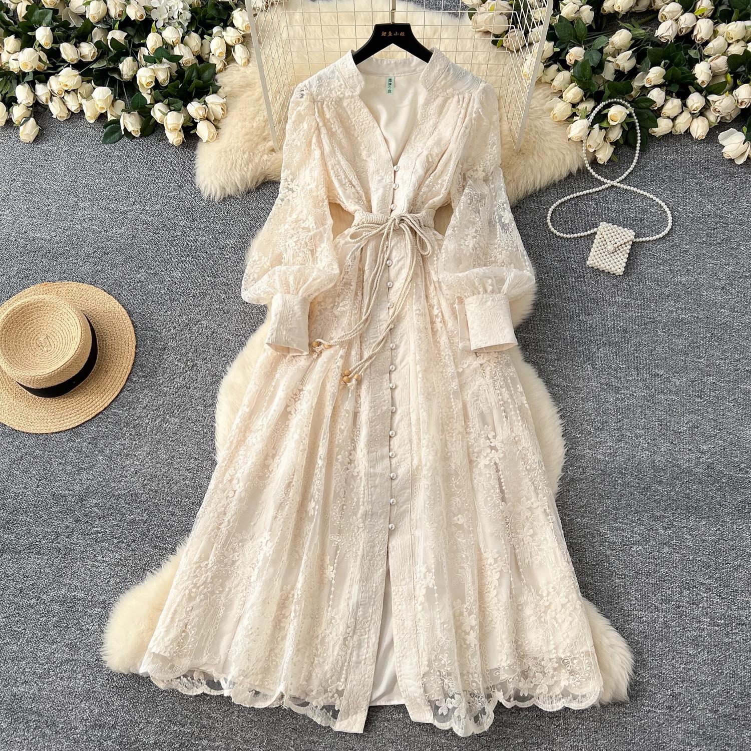 Women`s Vintage Elegant Long Dress Stand