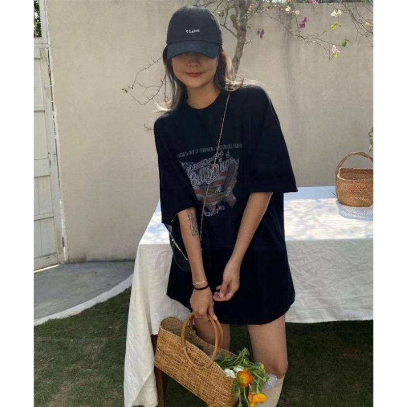 A New Summer Loose and Versatile Printed Short-sleeved T-shirt