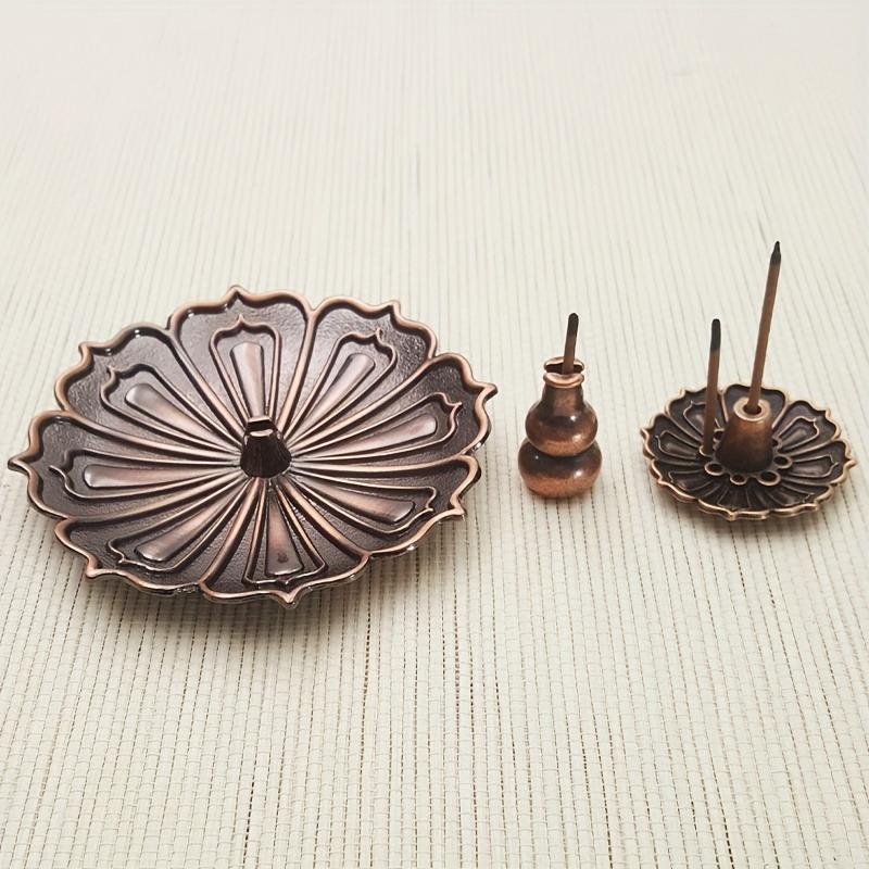 1pc,Elegant Metal Lotus Incense Holder,Gourd-Shaped Cone and Stick Incense Compatible, Decorative Copper (Without Incense)