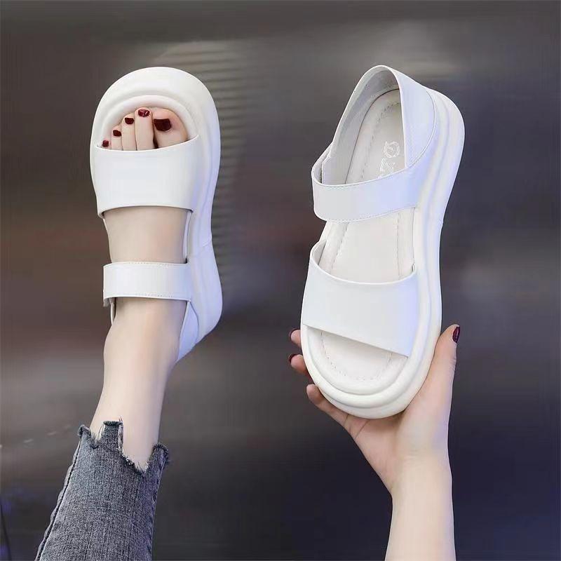 Internet Celebrities Popular Platform Sandals Women Wear 2025 Summer New Fashion Versatile Height Stepping On Shit Feeling Beach Sandals
