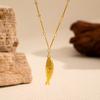 Small fish pendant gold stainless steel collarbone chain high-end light luxury niche personality titanium steel necklace