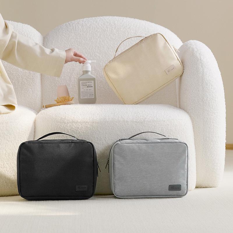 Large Rpet Multifunctional Hanging Toiletry Bag For Travel And Makeup Storage