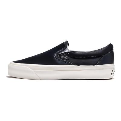 Slip-On Comfortable Durable Low-Top Canvas Shoes Unisex Sneaker Black VN0007PJD6P1