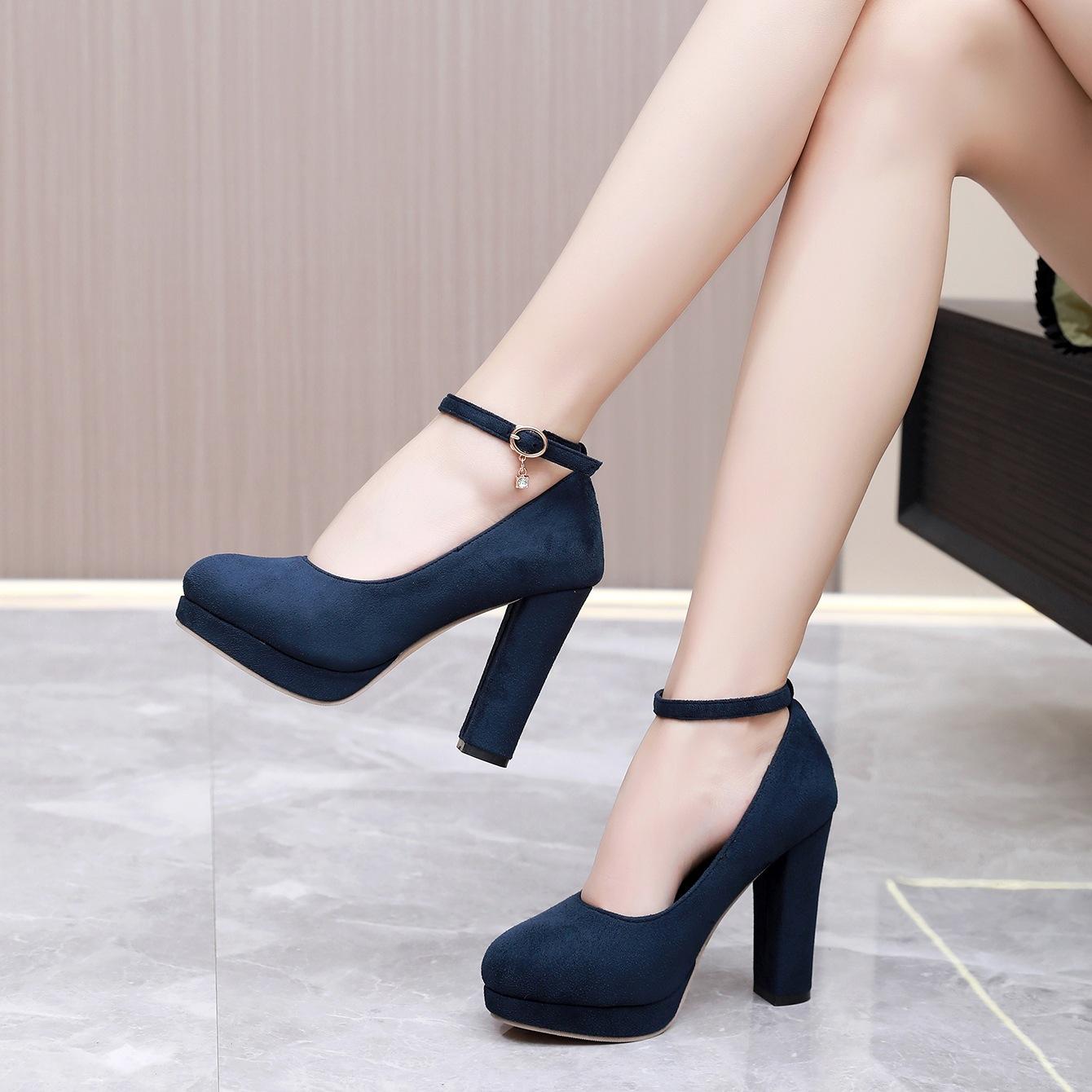 

Suede water table pointed high heel single shoes foreign trade big women s shoes source women s shoes thick heel large size work shoes 39 тёмно-синий
