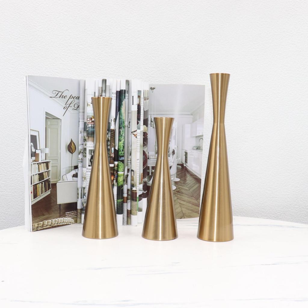 Nordic Minimalist Candle Holder: Romantic Retro Home Décor