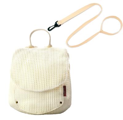 E.x.p.japon 2-teiliges Geschirr & Rucksack-Set: Geschirr (Elfenbein) und Waffel-Rucksack (Vanille) e-bhns06i