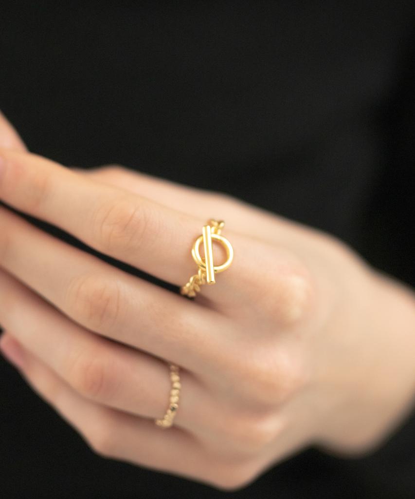 Novice Tokyo Mantel Chain Ring / Gold