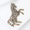 Nuevo broche animal de caballo hueco estilo bosque personalizado