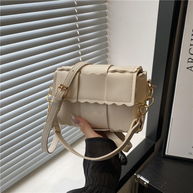 Popular Niche Design Woven Bags, New Women's Bags, Summer Versatile Messenger Bags, Small Square Bags