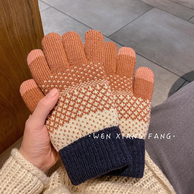 

Korean Retro Warm Gloves for Female Students In Winter with Touch Screen Five-finger Plus Velvet and Thickening, Cute Bicycling Couple s Fingers average size