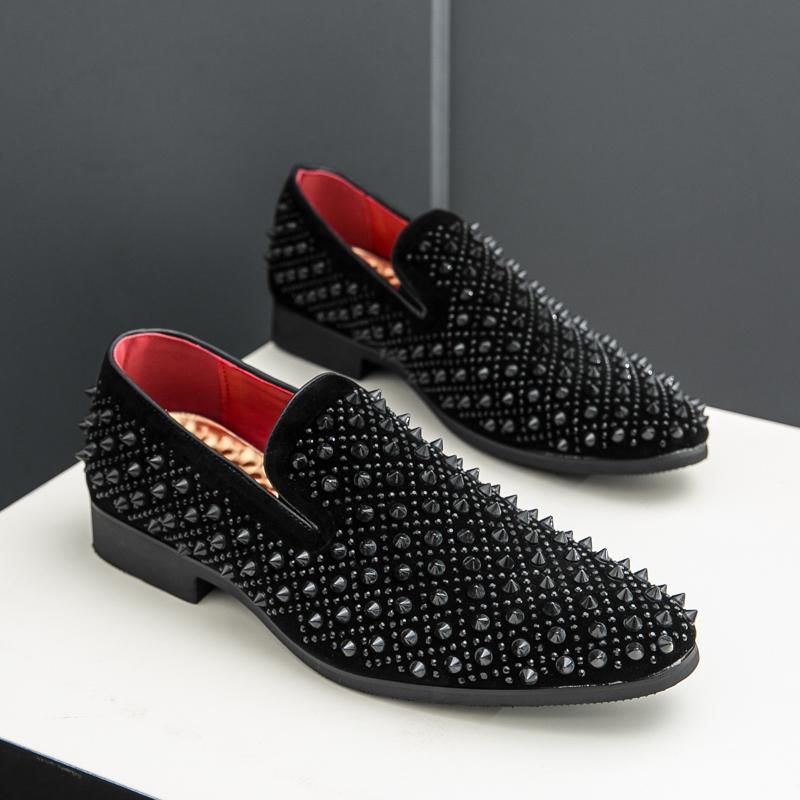 Fashion Black Suede Studded Spikes Moccasins Shoes Mens Smocks Slipper Casual Shoes Men Party Dress Apartments Loafers Shoes