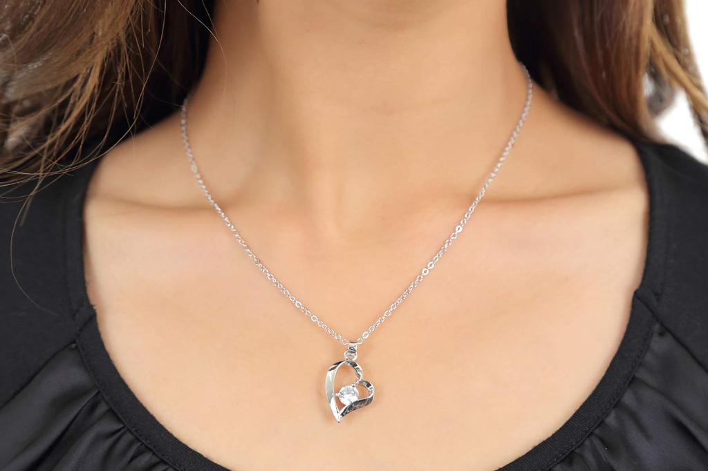 Fairy Heart Open Heart Necklace - Women's Gift, 2 Colors, Pendant Top, Accessory, Popular Gift for Women, Birthday Present (Platinum)