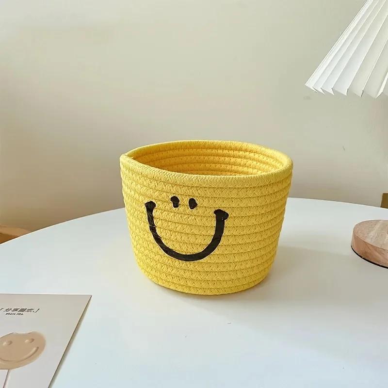 Charming Smile Woven Storage Basket - Compact Organizer for Cosmetics, Brushes & Pens - Ideal for Desk, Office, Dorm Decor