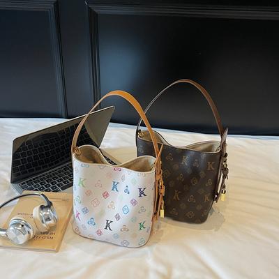 New Fashion Style Letter Presbyopia Bb Bucket Bag Portable Shoulder Oblique Span Women's Bag