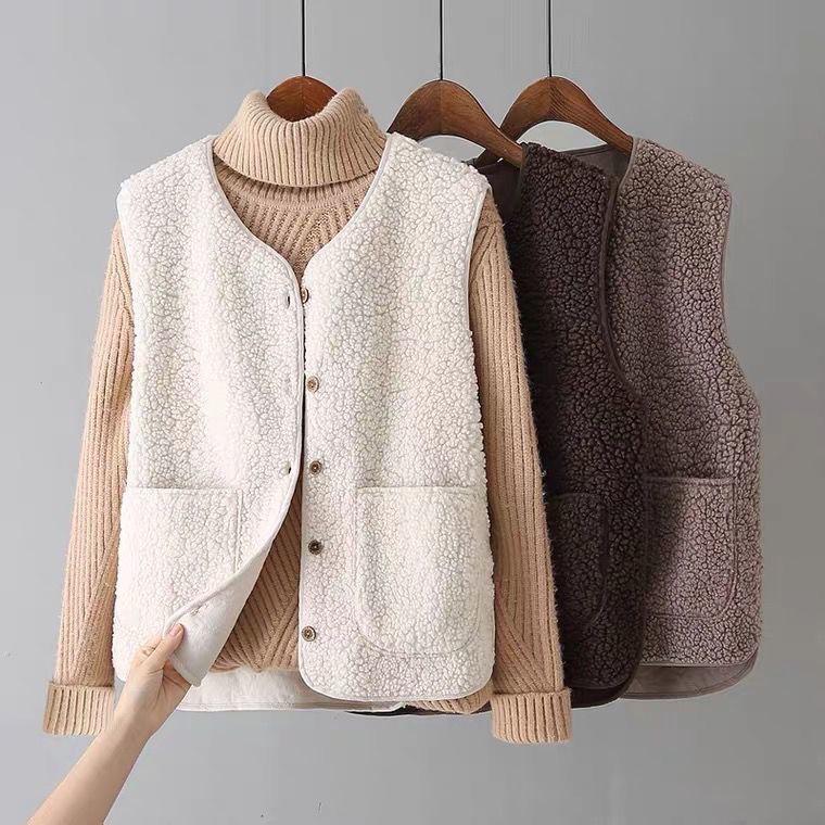 2026 Autumn/Winter Women's Versatile Shearling Sleeveless Vest - Solid Color Fashion Trend