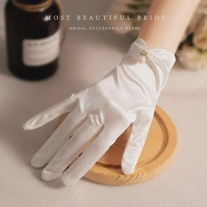 New Hepburn-Style Pearl Satin Bridal Gloves: Elegant White Princess Accessory for Photos