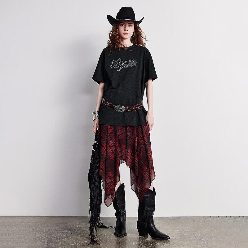 Chuyu Women's Rhinestone Wax Dye Cotton T-Shirt