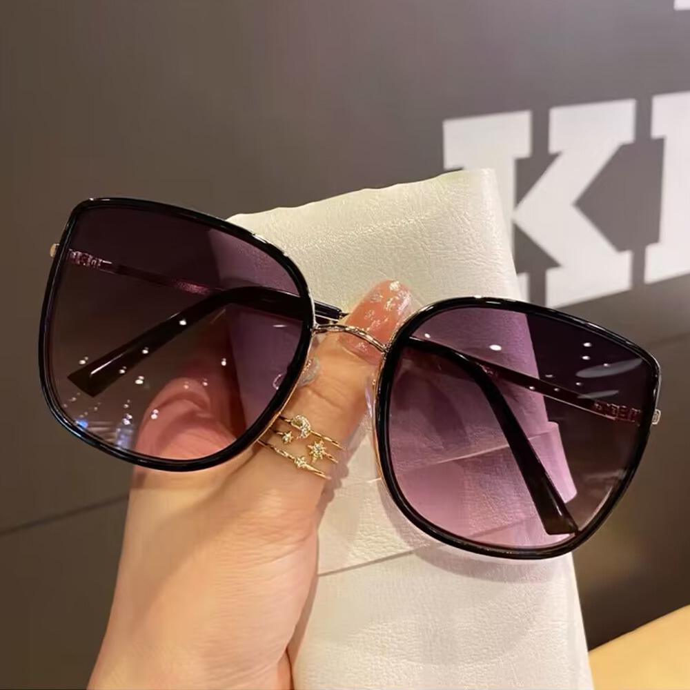 Fashion Metal Frame Sun Glasses for Women Trendy Oversized Sunglasses UV400 Sunglasses Square Sun Glasses Beach Travel Shades