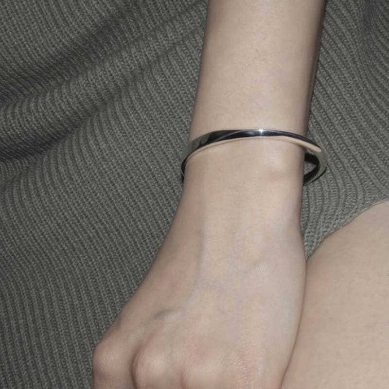 

LNMD Flat to round Silver