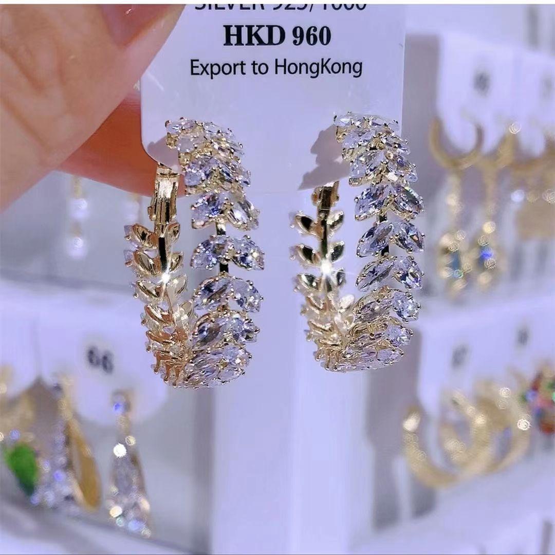 

Темпераментные модные серьги-кольца Стильные и высококачественные серьги с кристаллами Легкие роскошные уникальные и универсальные серьги